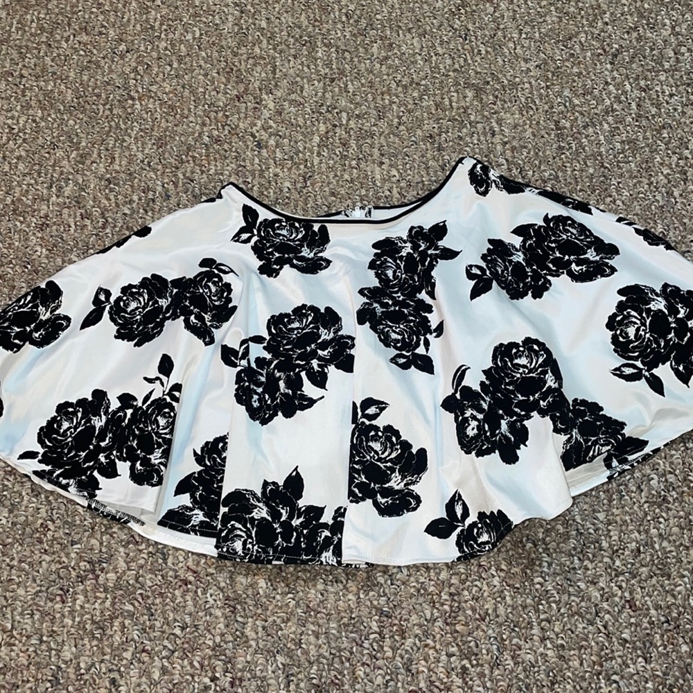Womens City Triangles Skirt